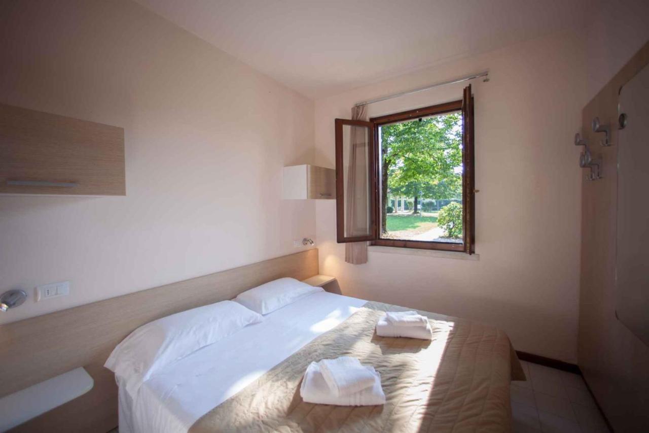 Holiday Homes In Sirmione/Gardasee 22174 Екстер'єр фото