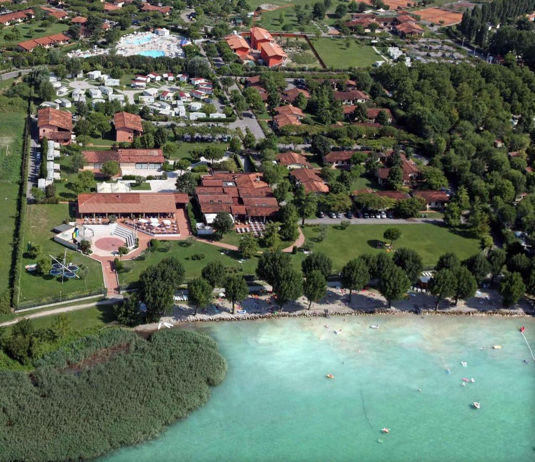 Holiday Homes In Sirmione/Gardasee 22174 Екстер'єр фото