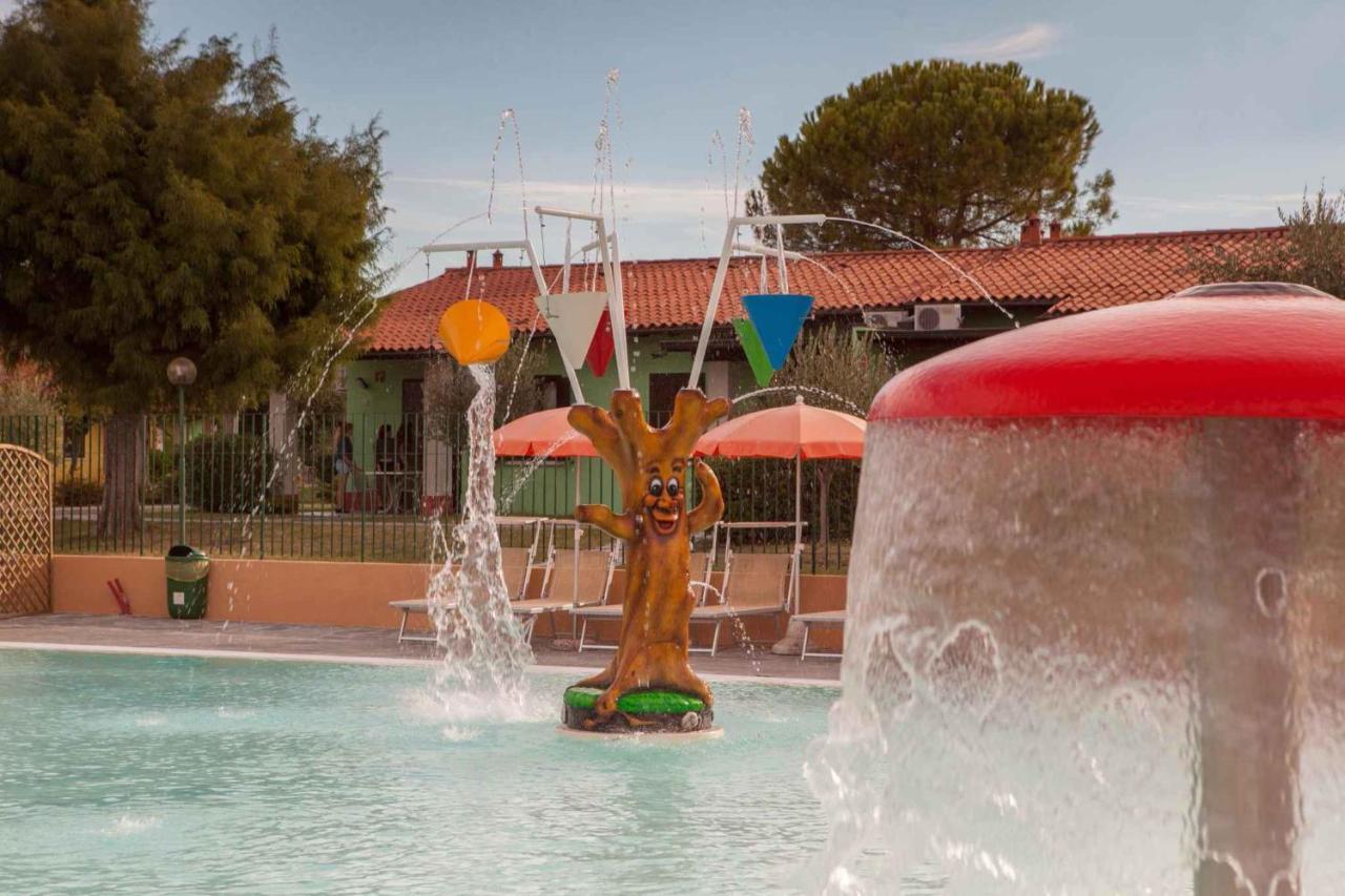 Holiday Homes In Sirmione/Gardasee 22174 Екстер'єр фото